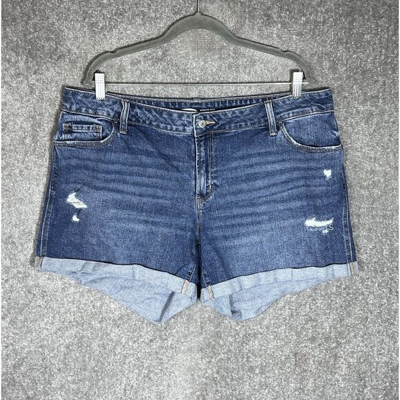 Old Navy Boyfriend Shorts Women Size‎ 18 Plus Blue Distressed Denim Mid Rise - Picture 1 of 10